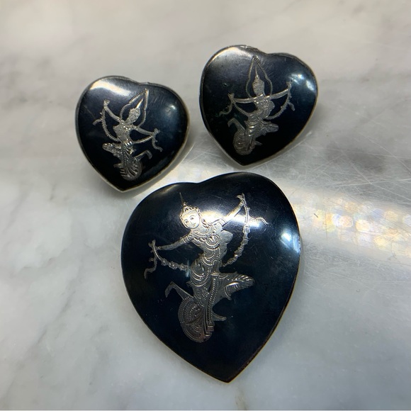 Siam Sterling Silver Brooch And Screw Back Earrings Heart Shaped Amearco VTG 21g - Picture 1 of 9